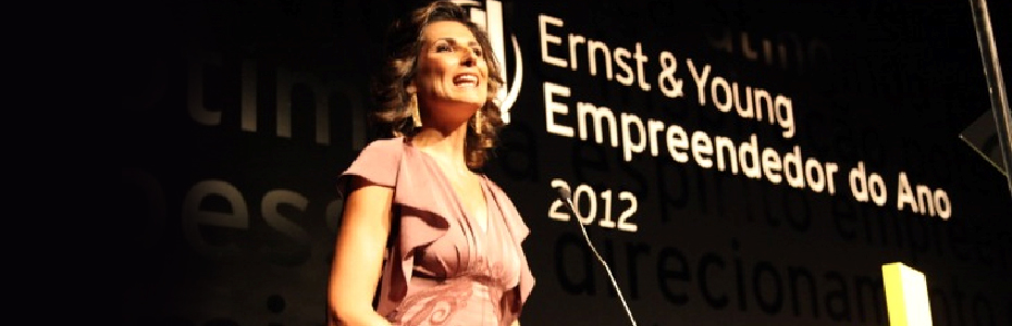 Jaqueline Dalabona apresenta a Premiação dos empreendedores de 2012 promovido pela Ernest Young
