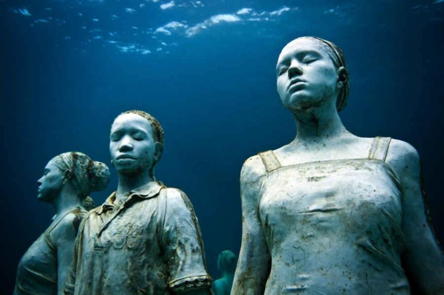 Estátuas embaixo d'água de (Foto: Divulgação)