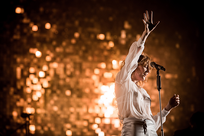 Florence + The Machine se apresenta (foto: divulgação)