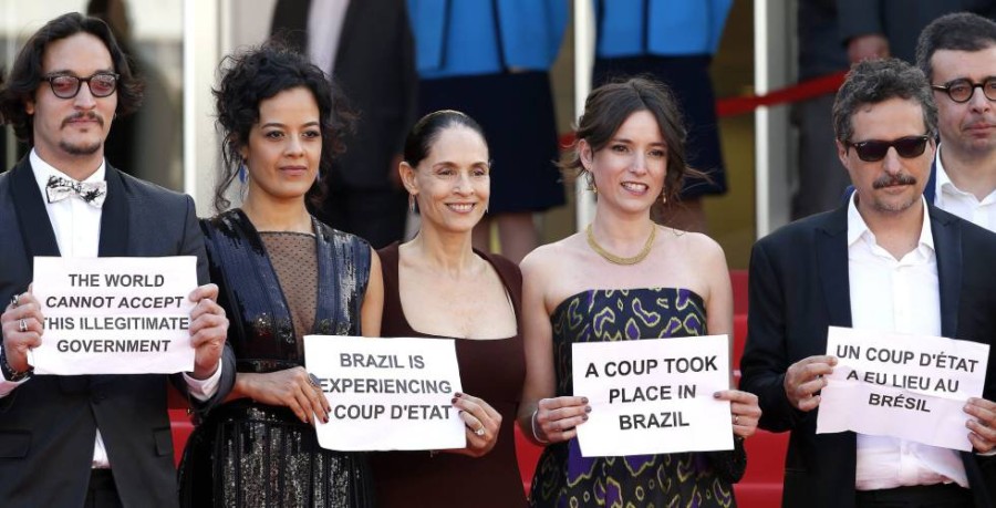 Elenco de "Aquarius" em Cannes (Foto: Reprodução)