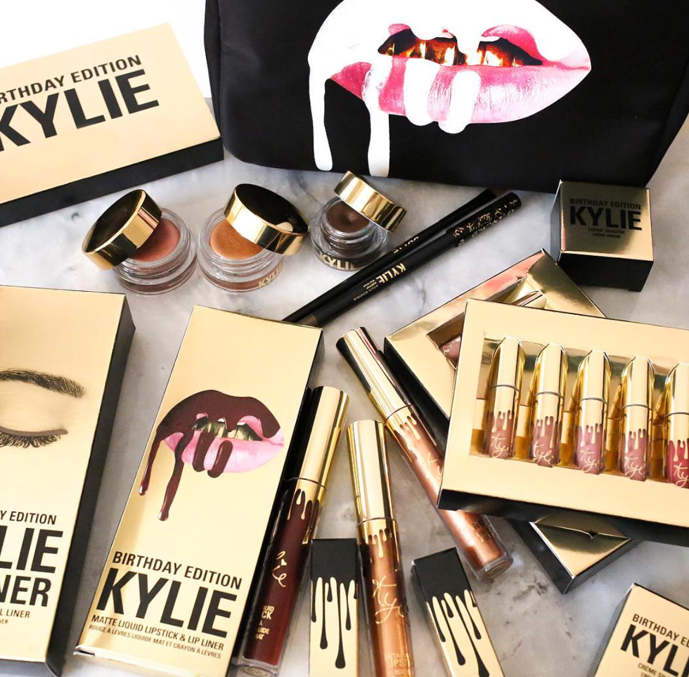 Kylie Jenner lança coleção completa de maquiagens em comemoração ao aniversário de 19 anos (Foto: Divulgação)
